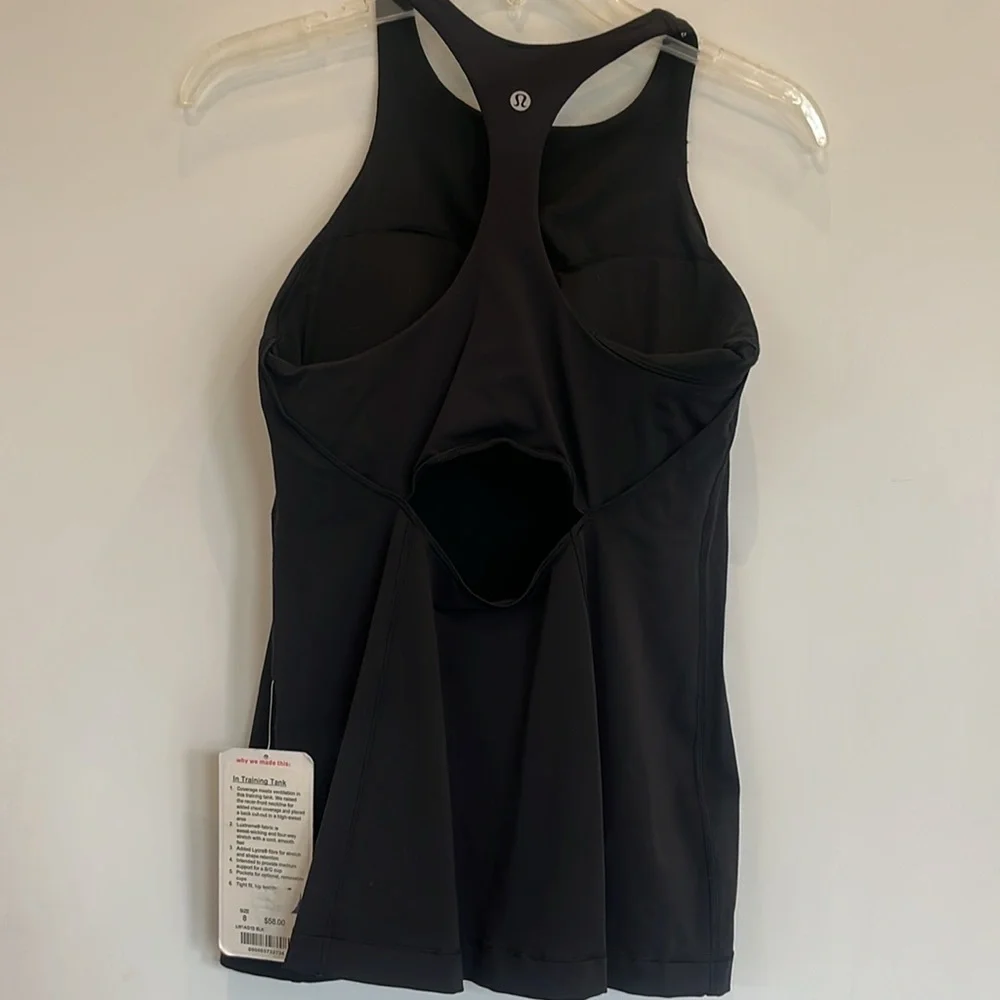 Lululemon in Training Tank size 8 BNWT - Picture 4 of 6